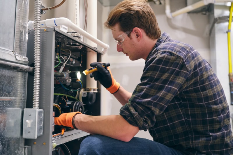 Furnace Maintenance and Winter Energy Saving Tips